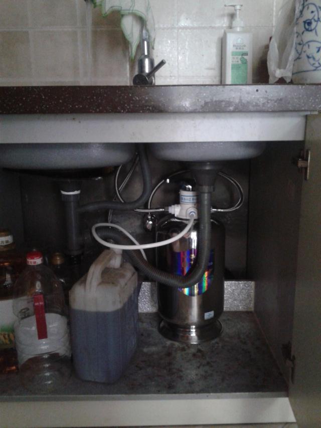 �����l(xi��ng)�ߺӴ�һ�M��������